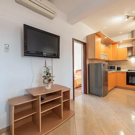 Buskulic Apartament Vir
