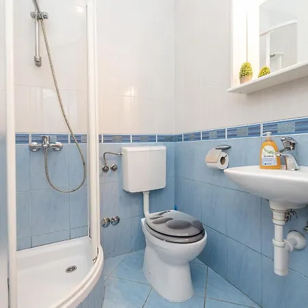 Apartament Buskulic *