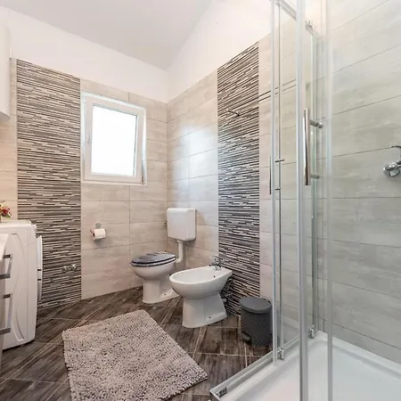 Apartament Buskulic Vir