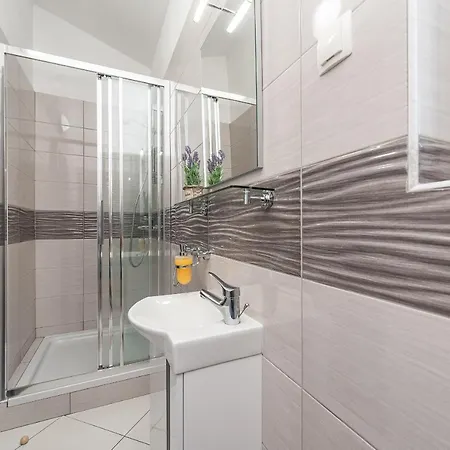 Apartament Buskulic *